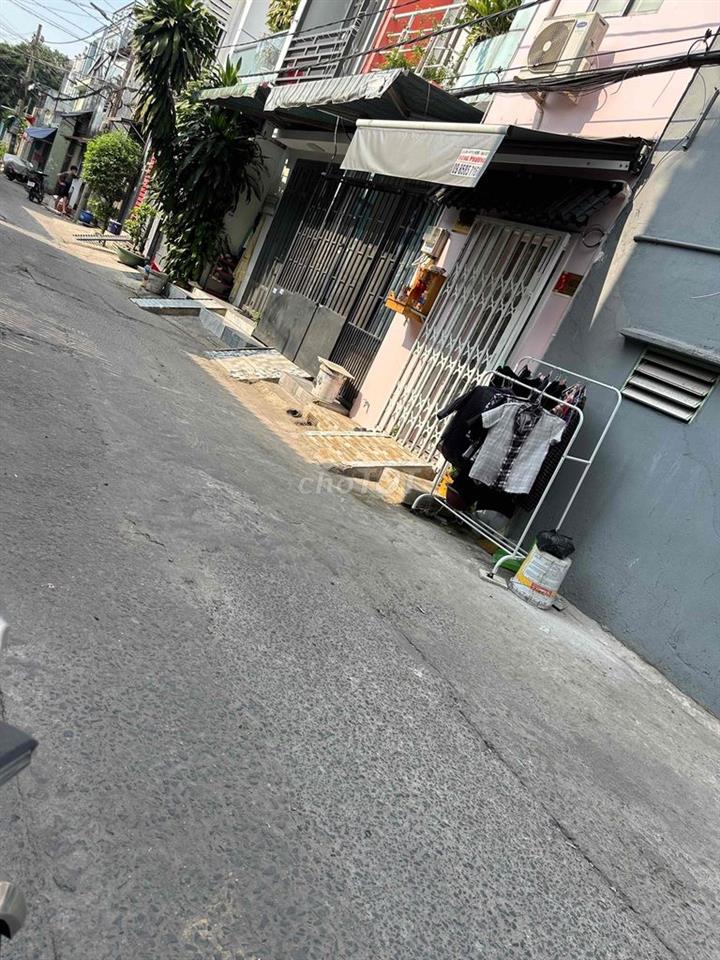 Cho Thuê Kho Xưởng Xe Tải 2 Tấn..Hẻm HT07..Q12,Dt:5x16m Có Điện 3f