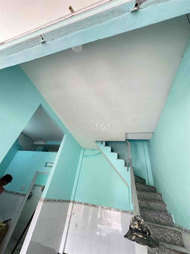 Cho Thuê Nhà 1 Lầu Hẻm 🚗..Gần Tiger LVK..giáp GV..Dt:4x5m 2pn2wc