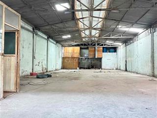 Cho Thuê Nhà  Kho Xưởng..Đường 7m Thông  XE tải..Gần LVK.HT.Dt:10x30m