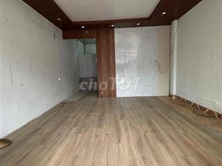 Cho Thuê Nhà Mặt Tiền LVK..Q12.,KD Buôn Bán..Dt:5x9m Cấp 4 Có Vỉa hè