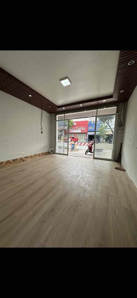 Cho Thuê Nhà Mặt Tiền LVK..Q12.,KD Buôn Bán..Dt:5x9m Cấp 4 Có Vỉa hè