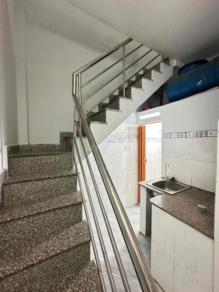 Cho Thuê Nhà 1 Lầu 1pn1wc..Hẻm bagac Thới an10..Q12,Dt:3x6m