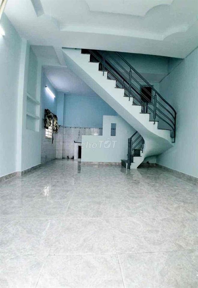 Cho Thuê  Nhà 1 Lầu 2pn2wc.Sạch sẽ..Hẻm 🚗 sát LVK.Q12.Dt:4,5x9m