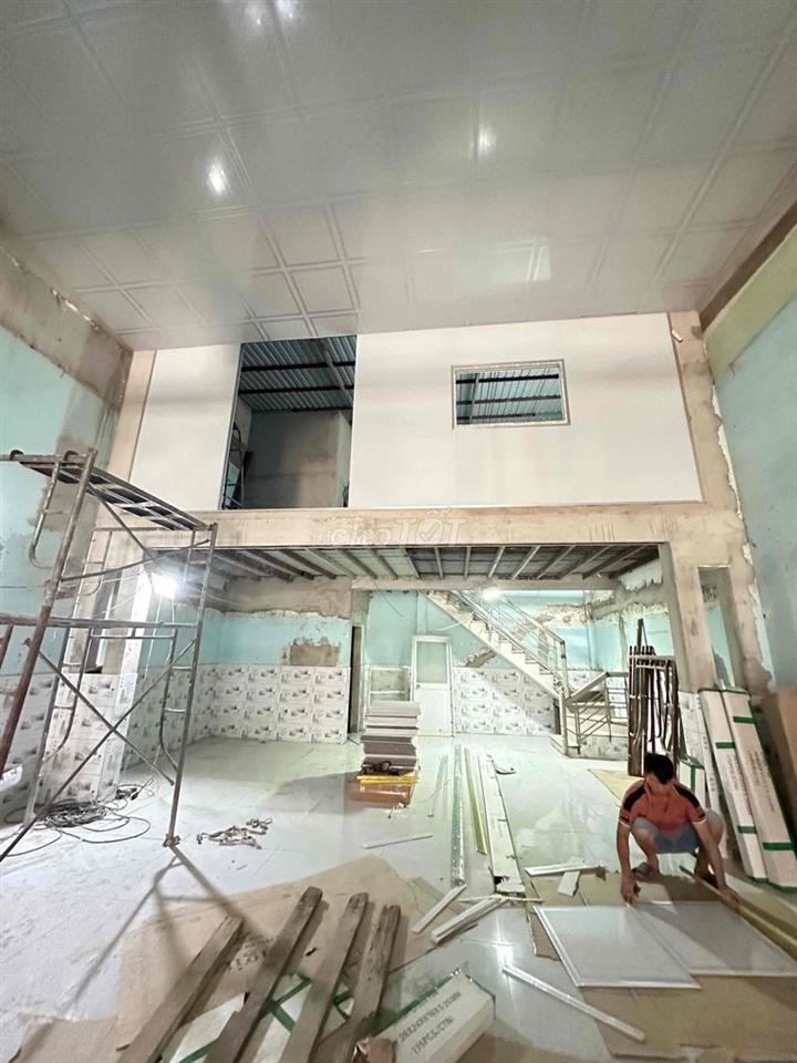 Cho Thuê Kho Mới Keng..Đường Xe tải..TA.LTR..Q12.Dt;7x25m Nở hậu Suốt