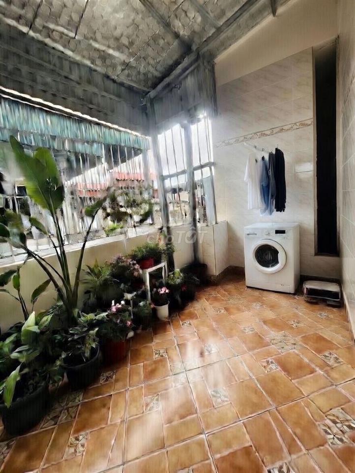  Nhà Mgọc Trục Đại Mỗ 34m2x5T,  Đón Quy Hoạch Vũ Trọng Khánh hơn 6 tỷ