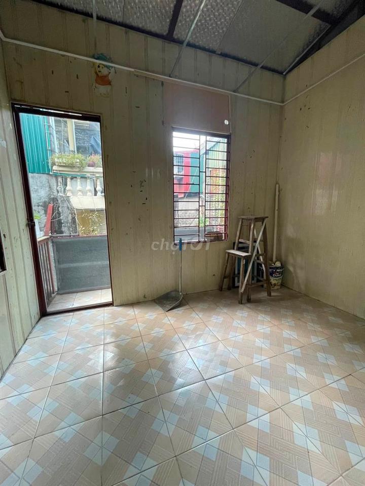 Cho thuê TT Trần Phú - Lương Ngọc Quyến (gần Nguyễn Trãi), 40m2, 2PN