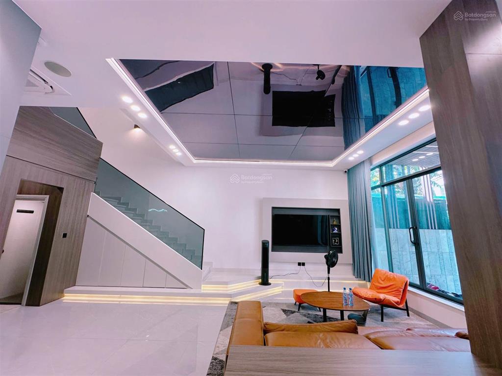 Bán gấp căn biệt thự hưng thái 2 giá 35,8 tỷ nhà mới đẹp