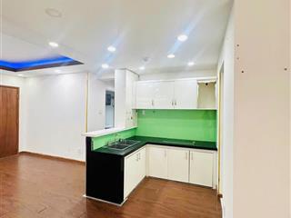 Cần bán gấp căn hộ phú lợi phường 7, q8 thang bộ lầu 5.  0909 626 ***