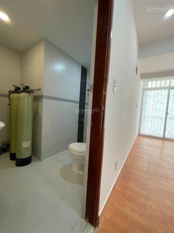 Cần bán gấp căn hộ mỹ thuận phường bình phú .  0909 626 ***
