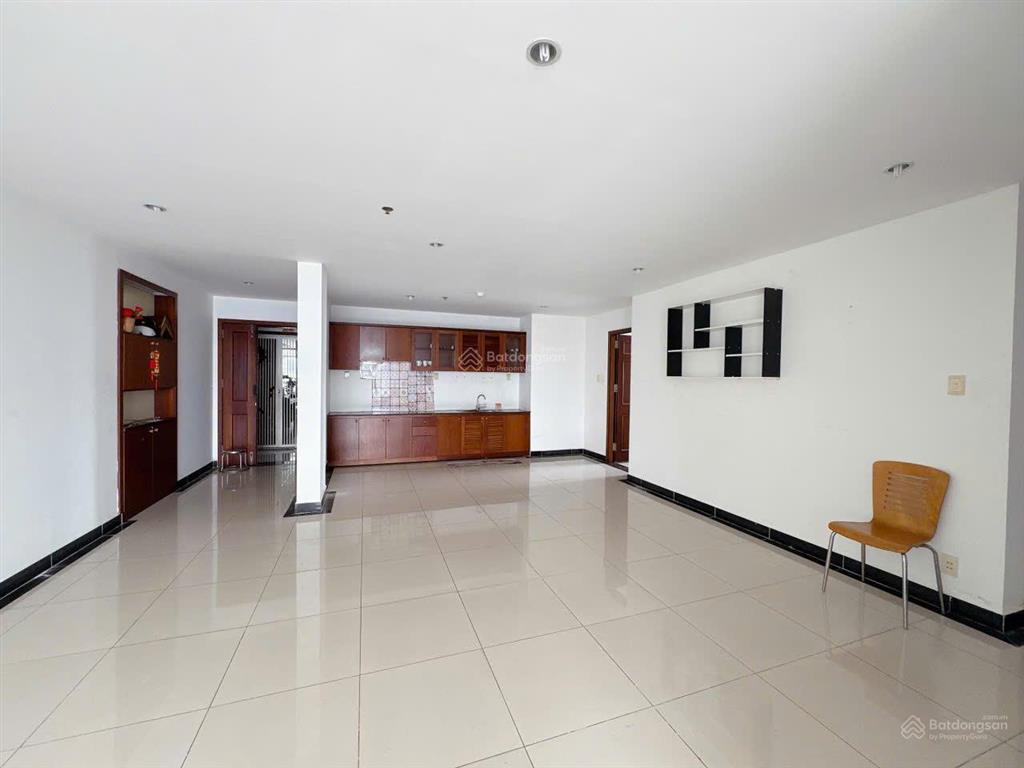 Cần tho thuê chung cư cao cấp green river quận 8.  0909 626 ***