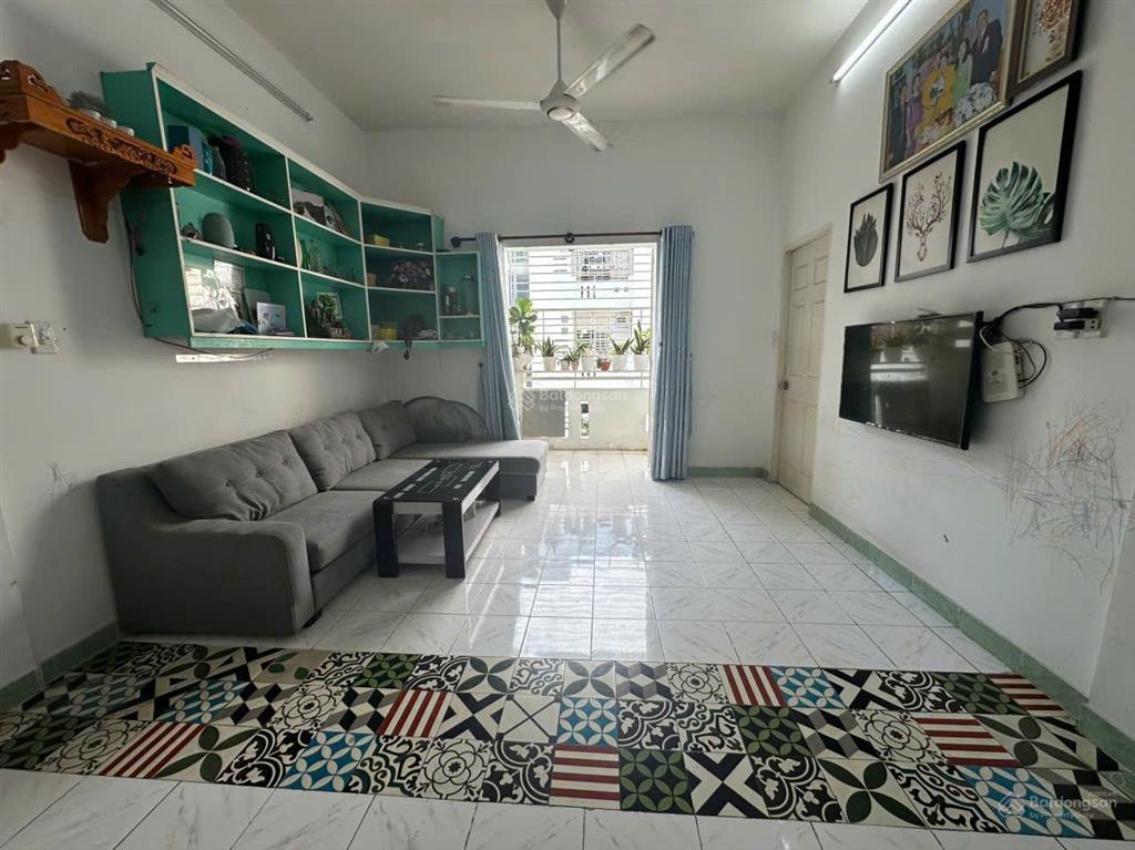 Cần cho thuê gấp chung cư phú lợi khu d thang bô . 0909 626 ***