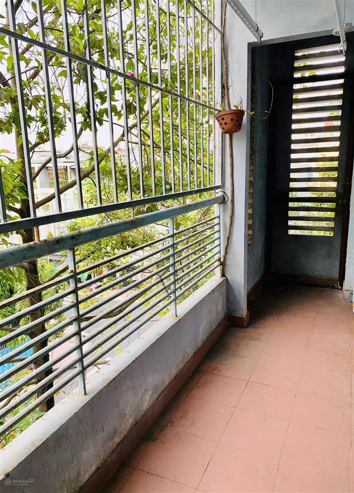 Cần bán gấp căn hộ him lam ba tơ thang bộ quận 8.  0909 626 ***