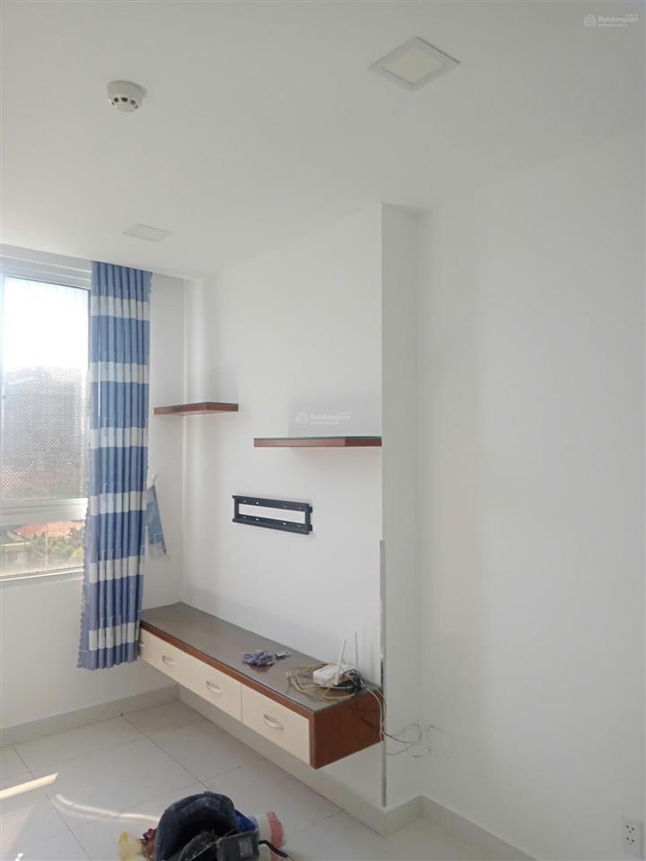 Bán căn hộ chung cư bông sao block b.  0909 626 ***