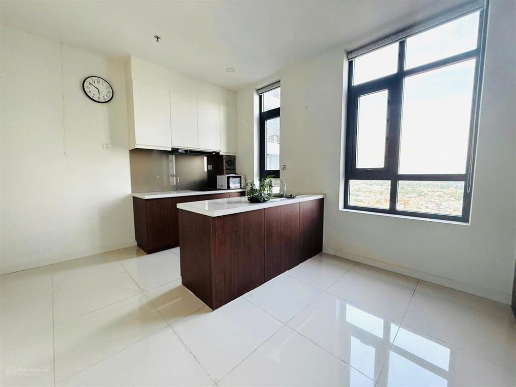 Cần bán căn hộ officetel central premium số 854 tạ quang bửu, p5, q8.  0909 626 ***