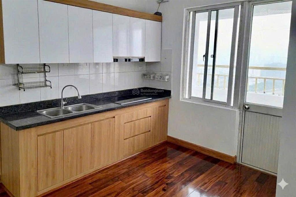 Cho thuê cc mipec city view, 5,5 triệu, 50m2, view đẹp, giá tốt