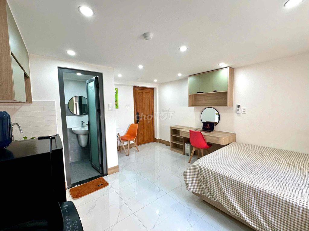 Ban Công Full Nội Thât ngay Phan Văn Trị & Lê Đức Thọ