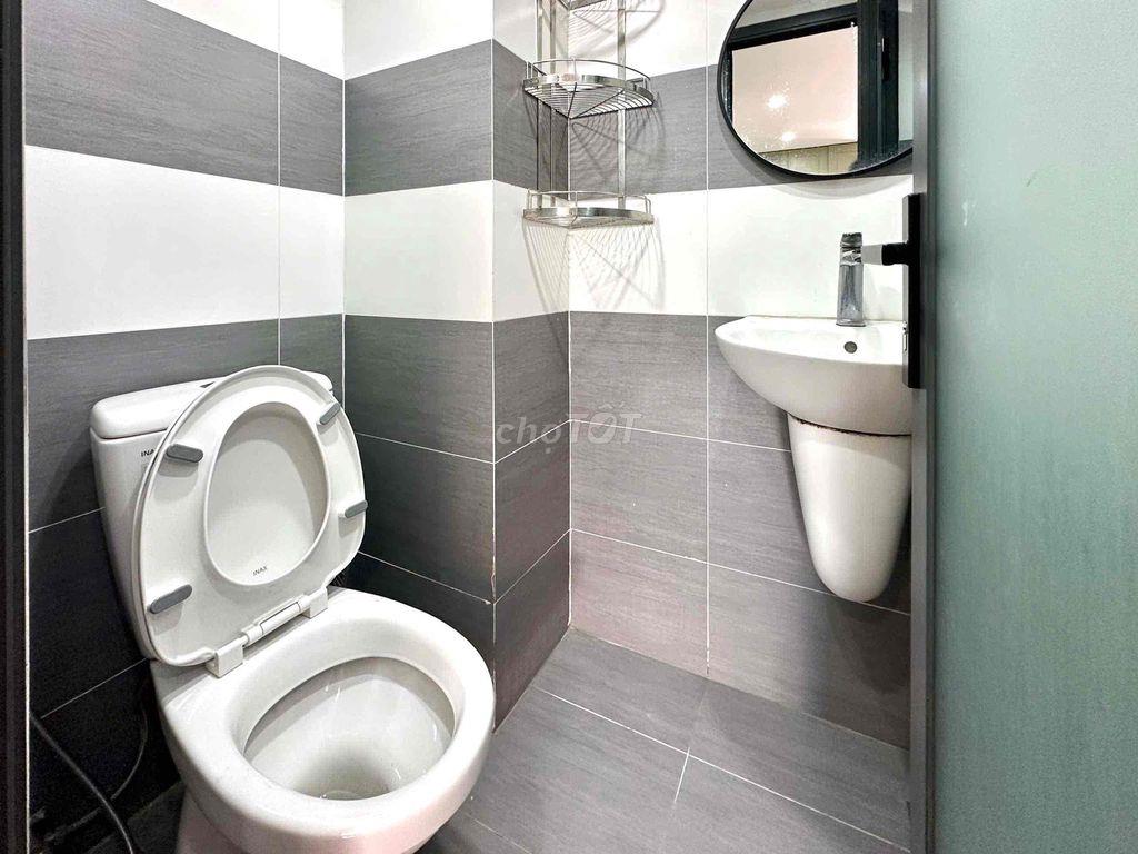 Ban Công Full Nội Thât ngay Phan Văn Trị & Lê Đức Thọ