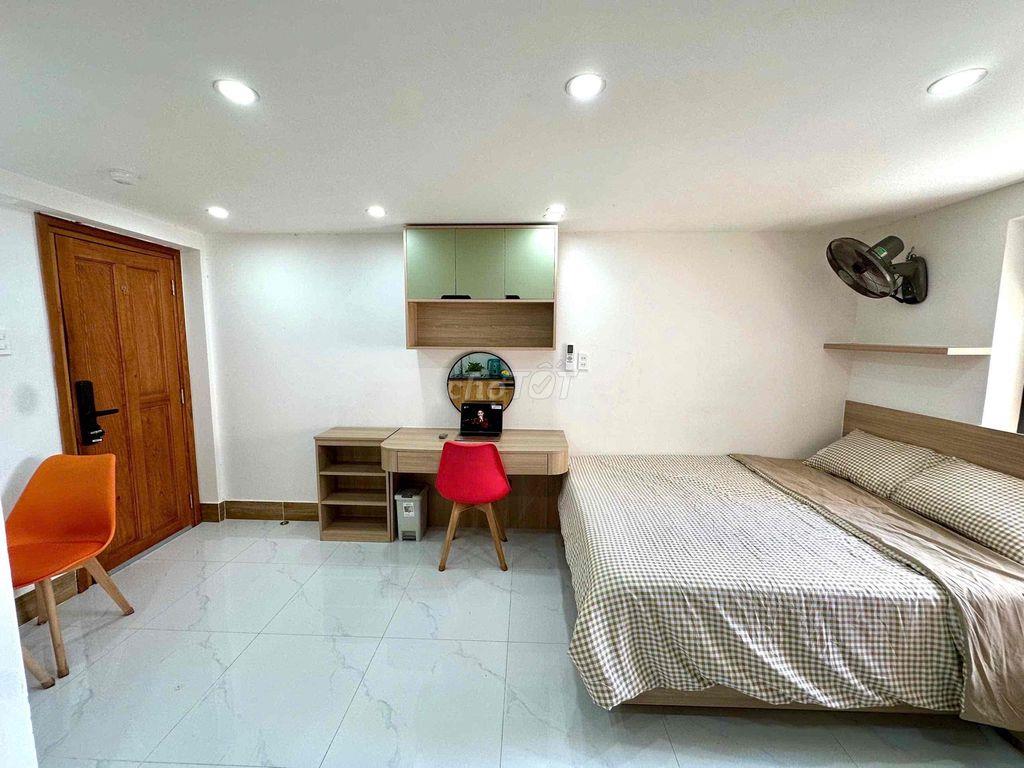 Ban Công Full Nội Thât ngay Phan Văn Trị & Lê Đức Thọ