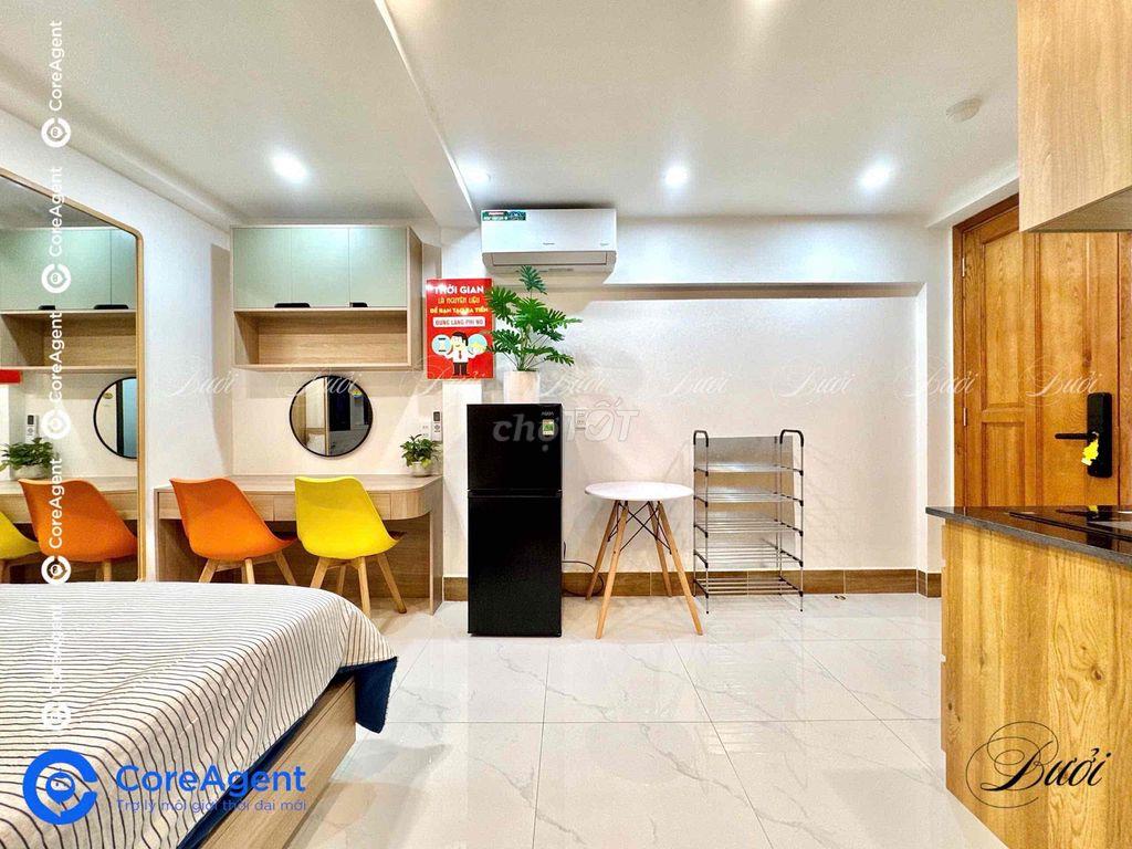 Phòng đẹp ban công full nội thất ngay Dương Quảng Hàm