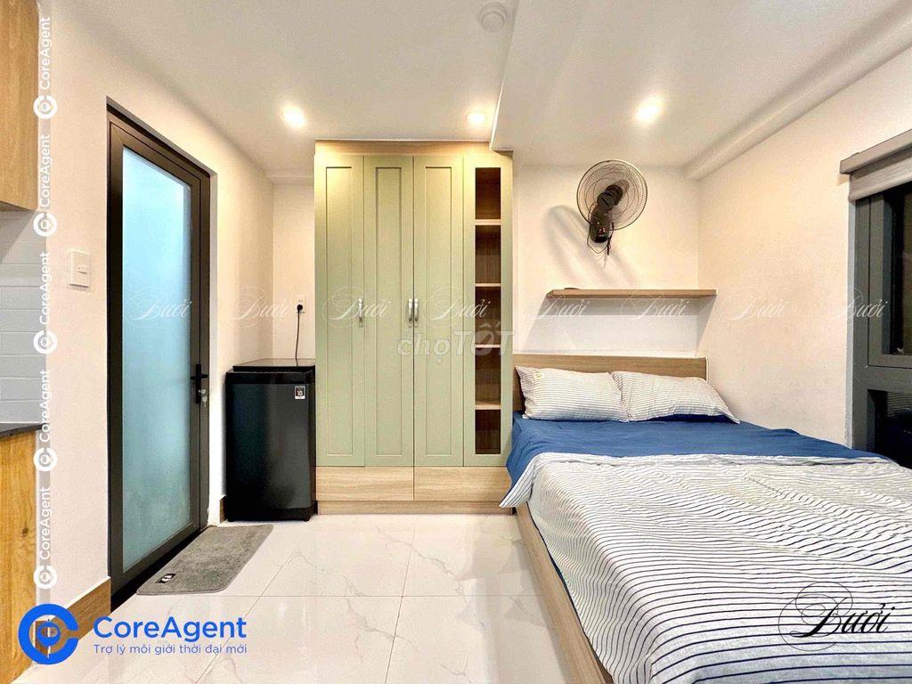 Phòng đẹp ban công full nội thất ngay Dương Quảng Hàm