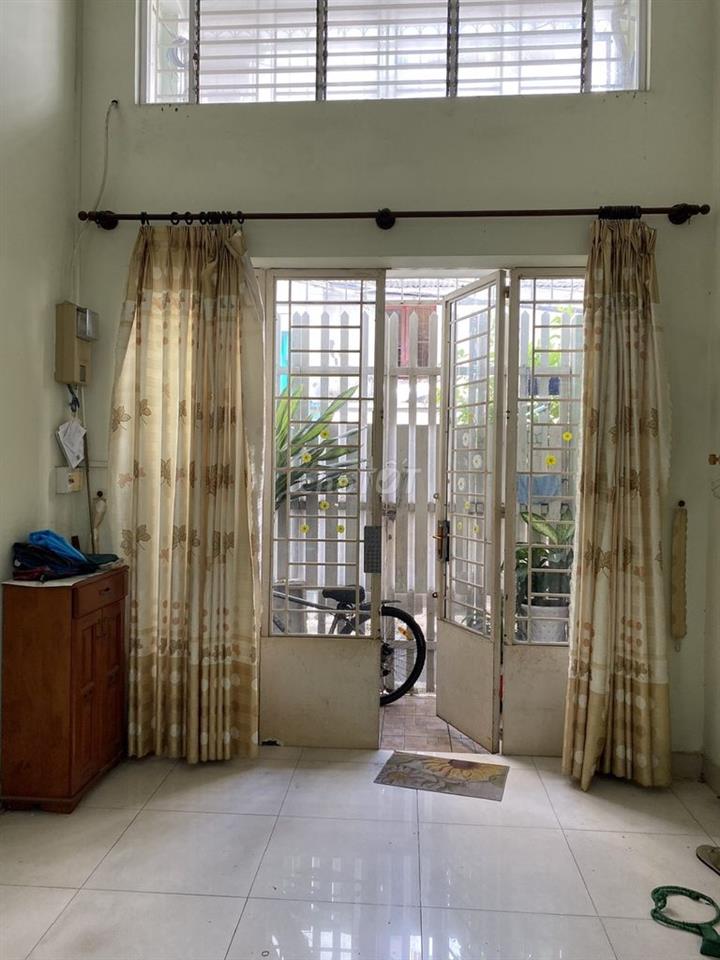 Bán nhà KDC cao cấp K300 với vị trí vàng ở Nguyễn Bá Tuyển, Tân Bình