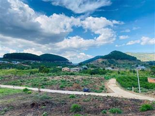Cách ĐT 725 chỉ 800m, 409m2 mặt tiền 10m sẵn thổ cư chỉ 760 triệu, SHR