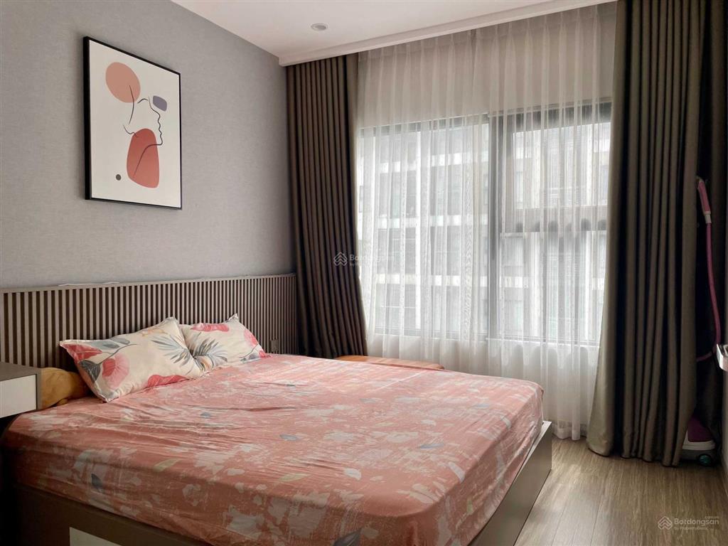 4.5 tỷ bán căn 2n full đồ tòa s3 vinhomes smart city, sẵn sổ, gần bãi đỗ xe, đối diện công viên
