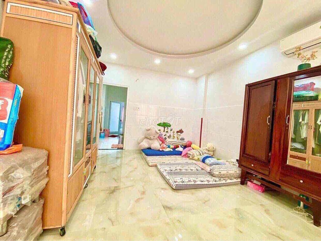 1T2L mặt tiền đại lộ 3 Phước Bình (quận 9 cũ) Tp Thủ Đức 11,9 tỷ.