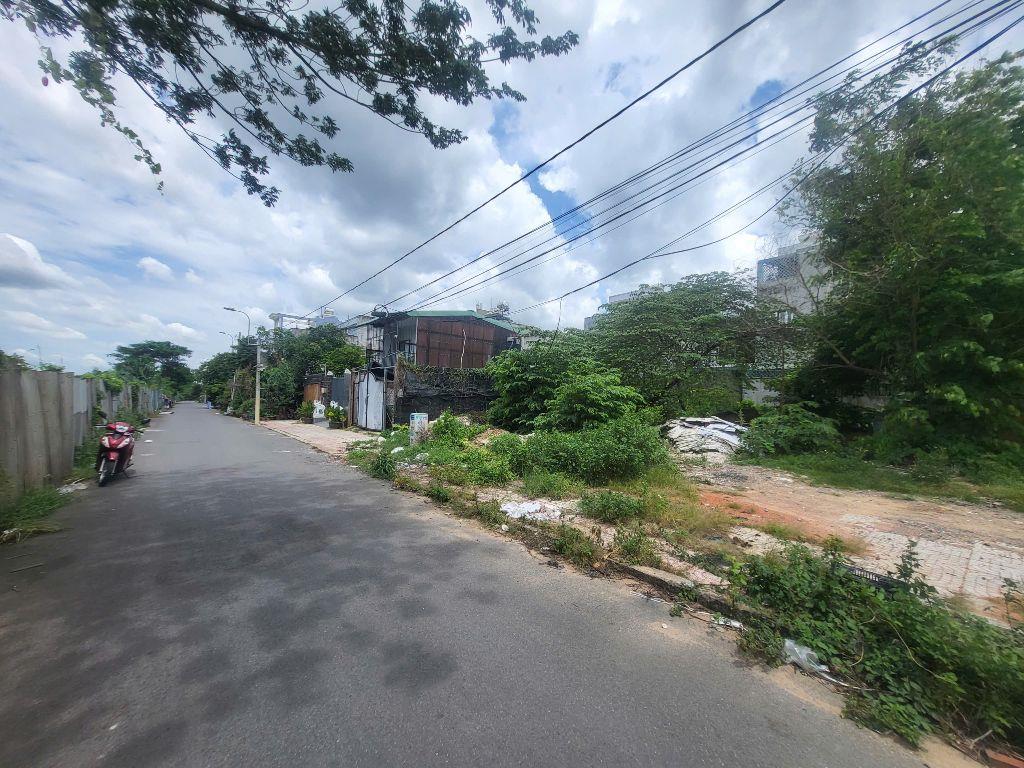 6.5tỷ/105 m2 đất thổ cư đường Hoàng Hữu Nam quận 9- đường nhựa 6m có lề 3m.