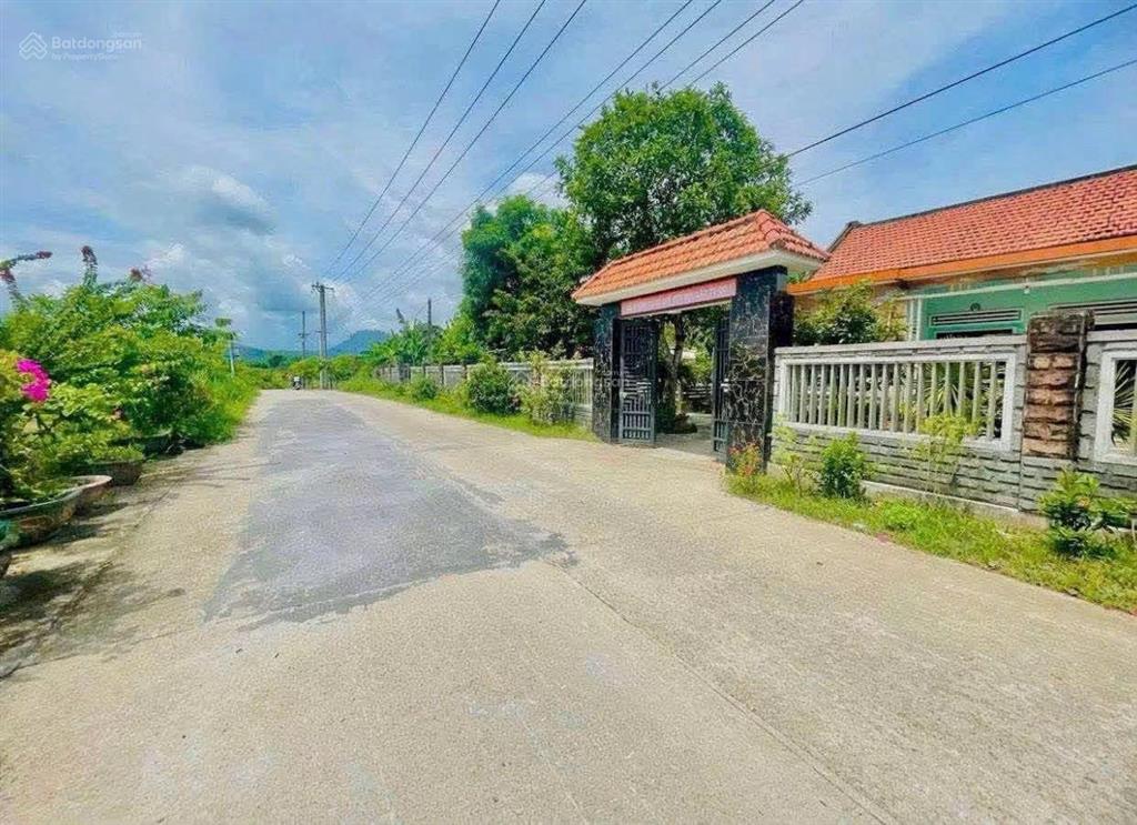 Lô đất ngang 10 đường 10,5m. tại xã thu bồn.  0905 900 ***