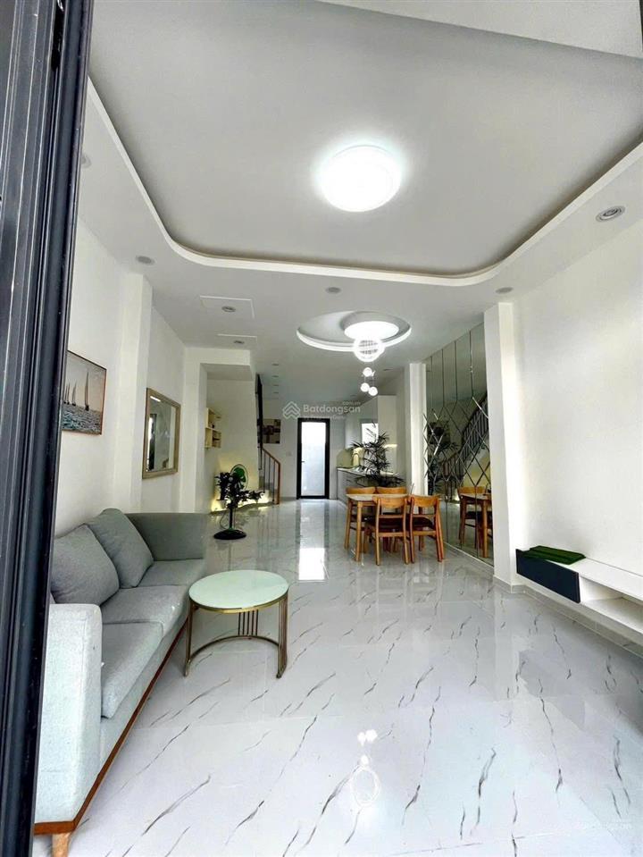 Cc bán nhà mới 1trệt 2lầu, bưng ông thoàn, gần liên phường, phú hữu q9 giá 5.5tỷ tl shr