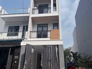 Bán nhà trục chính 1trệt 2lầu + 2 sân thượng đường số 1 long trường, quận 9 shr hoàn công đủ