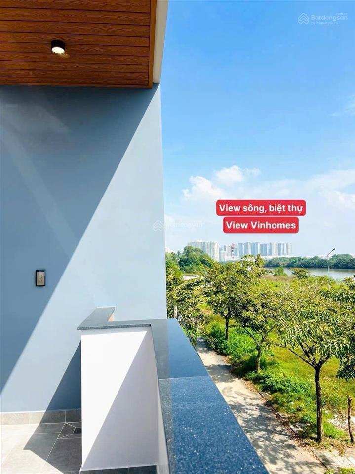 Cc bán nhà mới 1 trệt 2 lầu đẹp view sông  cạnh vinhomes, đường nguyễn xiển, q9 shr