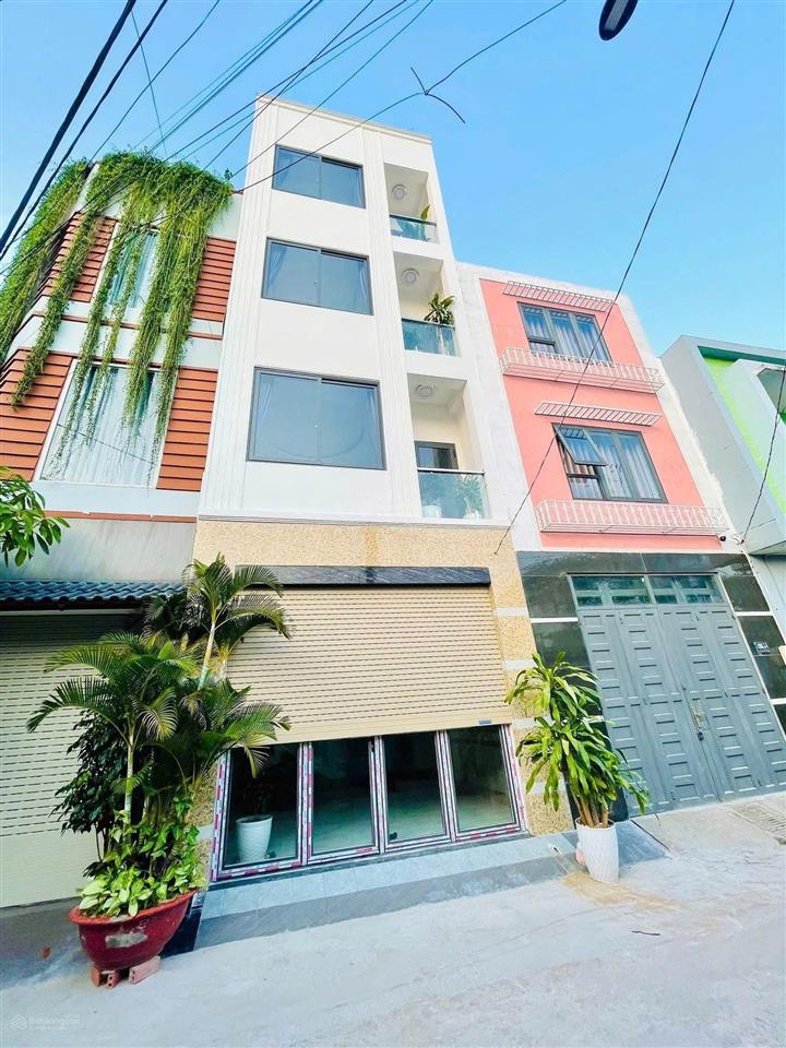 Nhà mới 1trệt 3lầu 1tum, hẻm đường lã xuân oai, p.long trường q9 giá 6.3tỷ tl  dtich 50 sàn 200m2