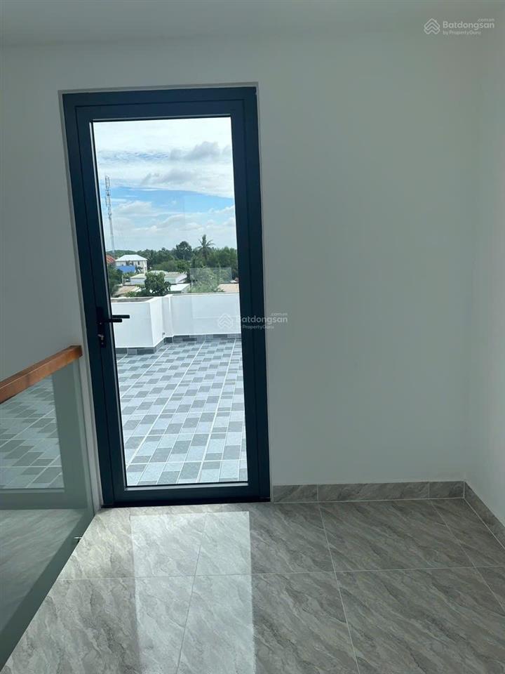 Cho thuê nhà 1 trệt 2 lầu + tum gần chợ long phước. q9  gần đại học luật. cách vinhomes 4km
