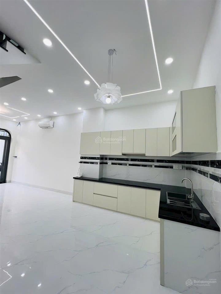 Hạ gấp từ 5 tỷ = còn 4.850 tỷ nhà mới 1 trệt 2 lầu, hẻm đường nguyễn xiển, q9, hoàn công đủ