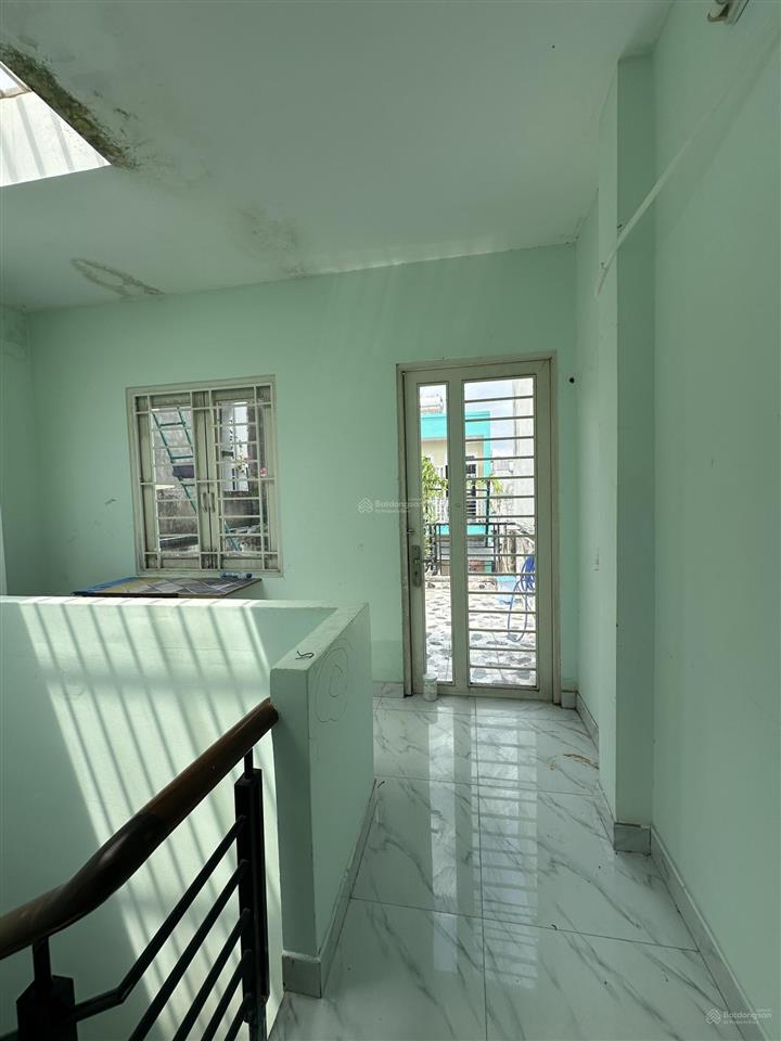 Cho thuê nhà 1 trệt 2 lầu đường trường lưu , long trường quận 9  gồm  3pn , 3wc . giá chỉ 7triệu