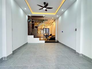 Bán nhà đẹp vị trí đắc địa lò lu, nguyễn xiển nhà 1 trệt 2 lầu 1 tum + sân thượng