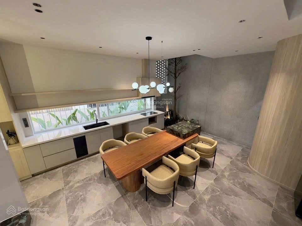  cho thuê nhà 3,5 tầng đa mặn, nam việt á