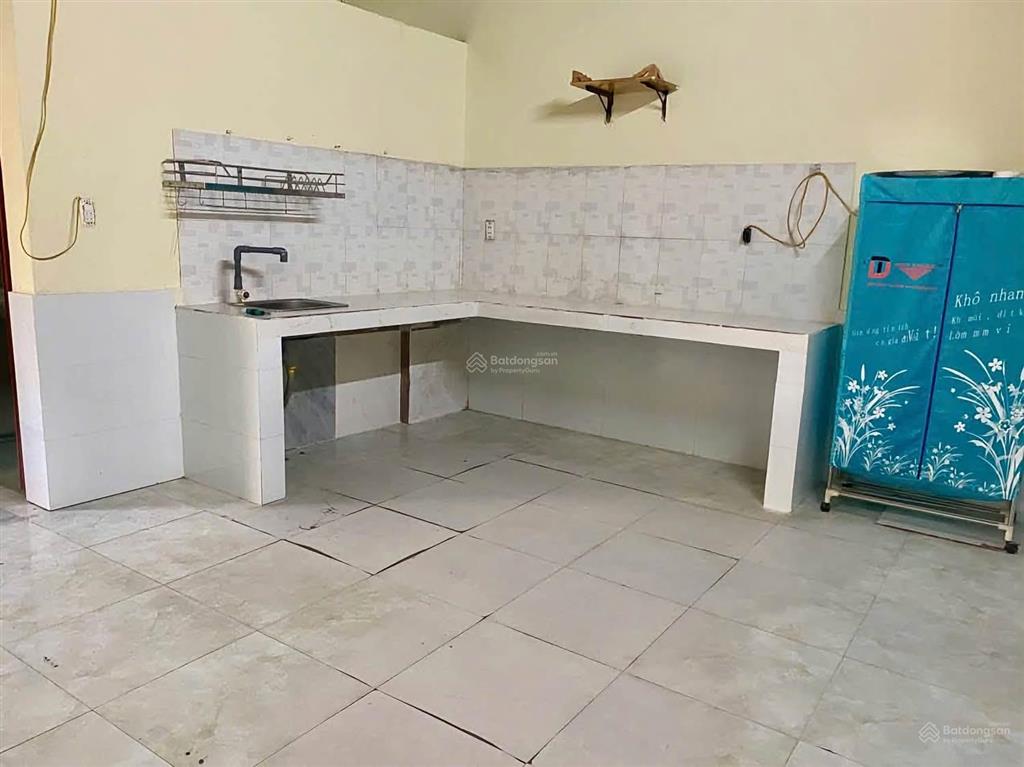 Cho thuê nhà cấp 4 lê đại hành