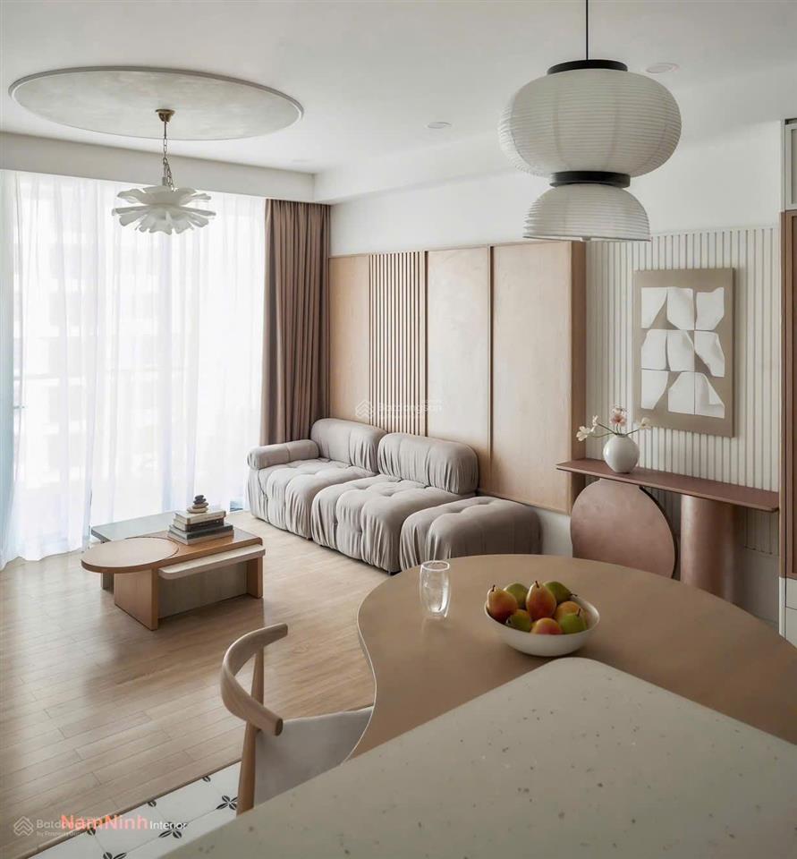 Chính chủ bán ch chung cư vườn xuân  71 nguyễn chí thanh, dt 95m2, 3pn, view hồ, nội thất mới tinh