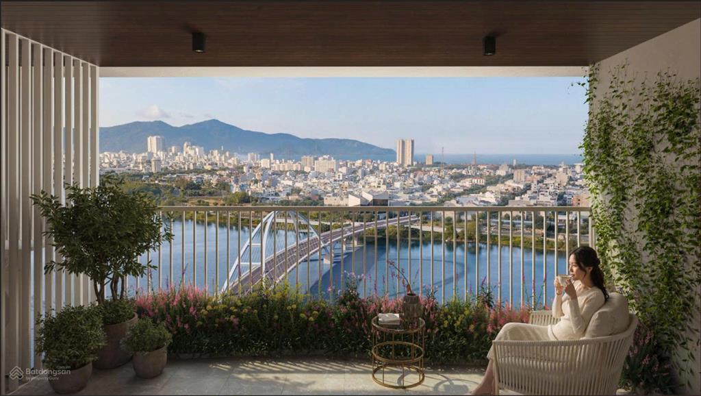 Nổi bật căn góc 3pn trực diện sông  trọn vẹn tầm view xem pháo hoa quốc tế