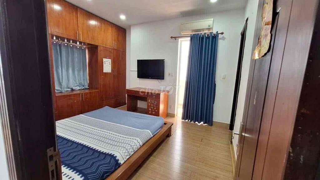 Chính chủ bán căn hộ 2PN- Him Lam Nam Sài Gòn