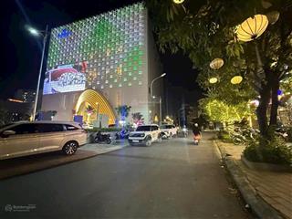 Hàng đầu tư cạnh aeon mall, đường 2 ô tô tránh nhau. 98tr/1m (rẻ nhất khu vực)