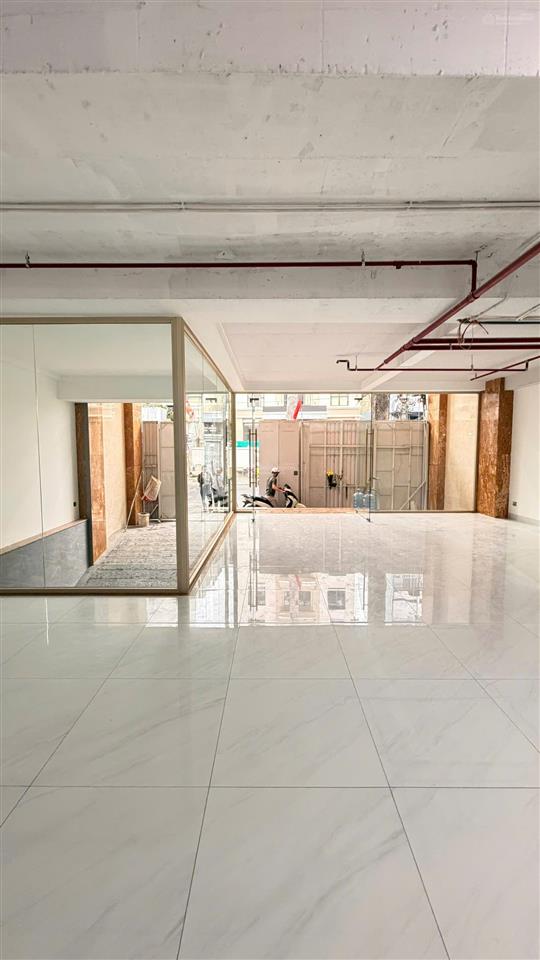 Cho thuê toà nhà mặt tiền đường cao thắng quận 3