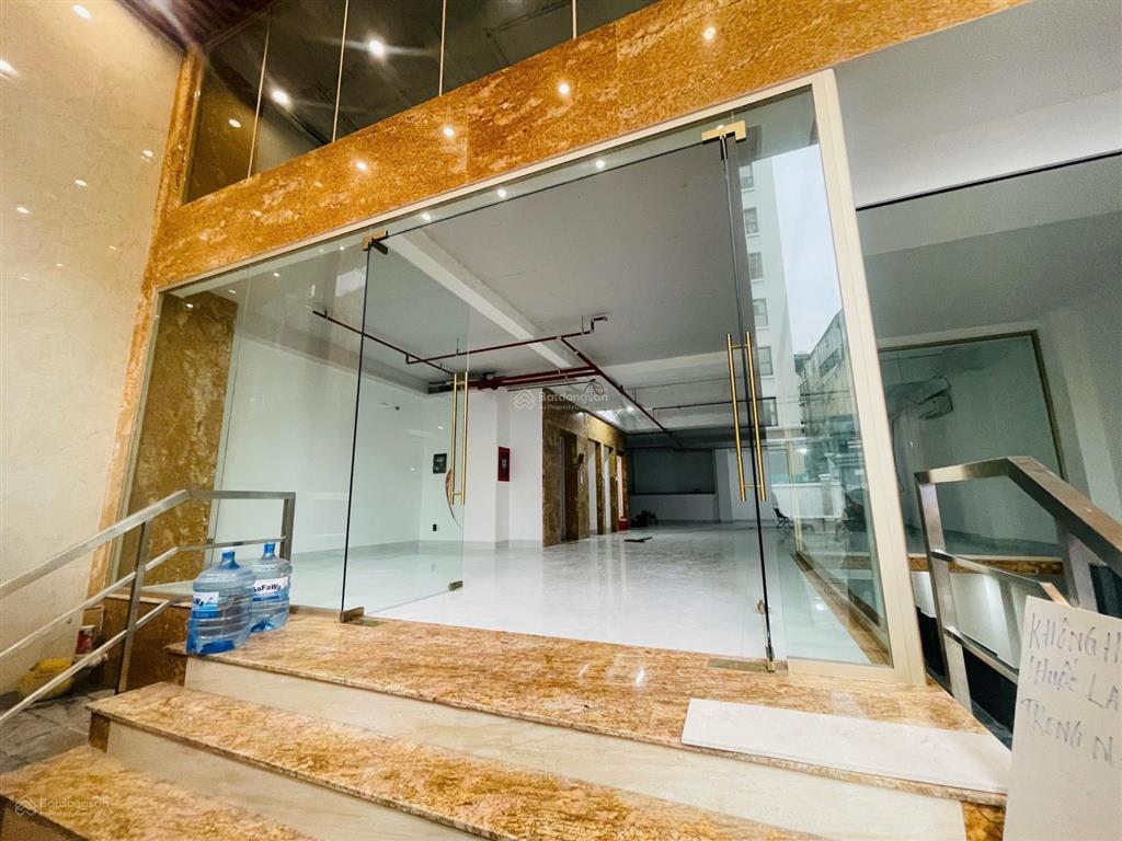 Cho thuê toà nhà mặt tiền đường cao thắng quận 3