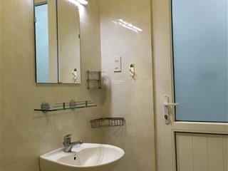 Cho thuê căn hộ chung cư lầu 2 đường nguyễn thị minh khai, quận nhất