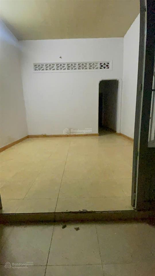 Cho thuê nhà cấp 4 đường linh đông, p. linh đông  dt 100m2 gồm sân rộng, 2pn 1wc giá 7tr/tháng