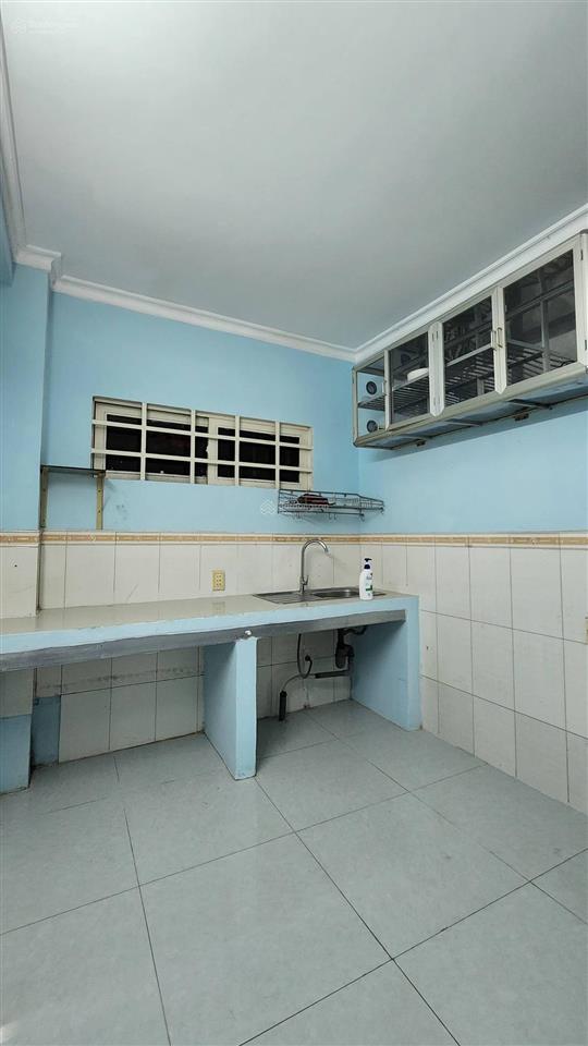 Cho thuê nhà đường 22, p. linh đông, hẻm ô tô gần chung cư 4s 2pn1wc sd 100m2 giá 8tr/tháng tl