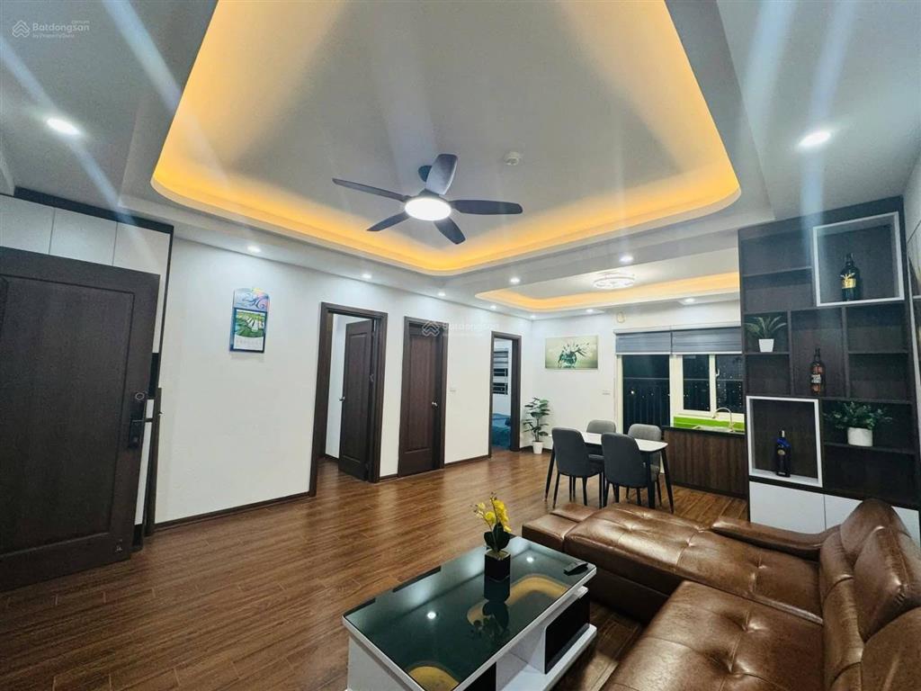 Cần tiền bán gấp chung cư việt hưng, long biên 76m2, chỉ 4,55 tỷ (giá thương lượng thêm)